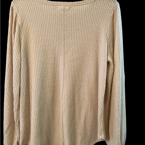 Maurice’s ivory color  lightweight sweater size large - Picture 10 of 13